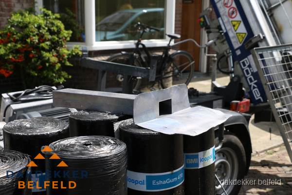 Dakbedekkingsmateriaal en dakgoot onderdelen in Belfeld Dakbedekkingsmateriaal en dakgoot onderdelen in Belfeld