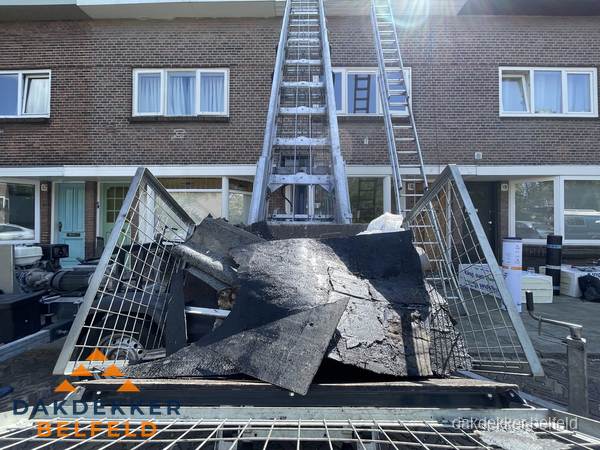 Kosten dakreparatie: dakschade aan flatgebouw in Belfeld Kosten dakreparatie: dakschade aan flatgebouw in Belfeld