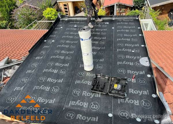 Dakrenovatie met Royal onderdak op plat dak in Belfeld